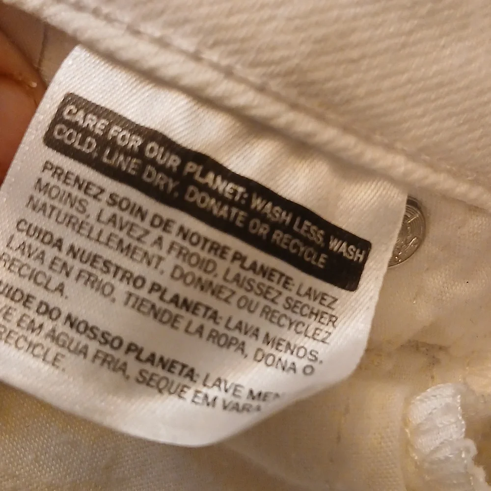 Levi's Wbite Tag,Women's White Leggings/Jeans.‎ Sz.waist 30 ,length 30